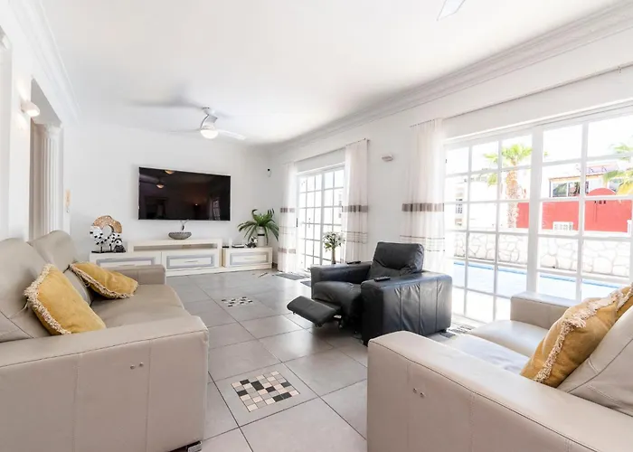 Casa Julia Private Heated Pool Games Area * Callao Salvaje