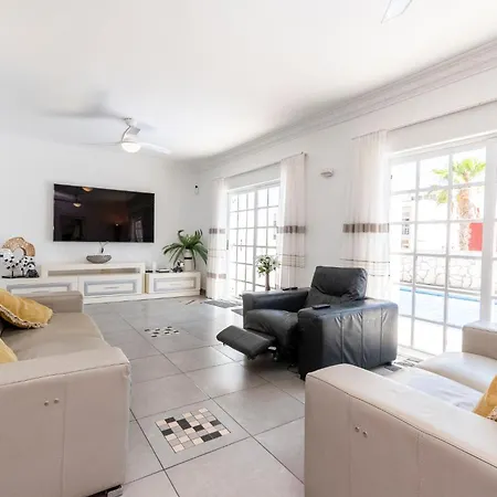 Casa Julia Private Heated Pool Games Area * Callao Salvaje