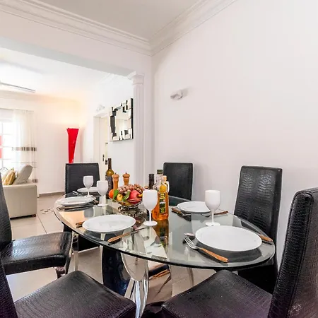 Casa Julia Private Heated Pool Games Area